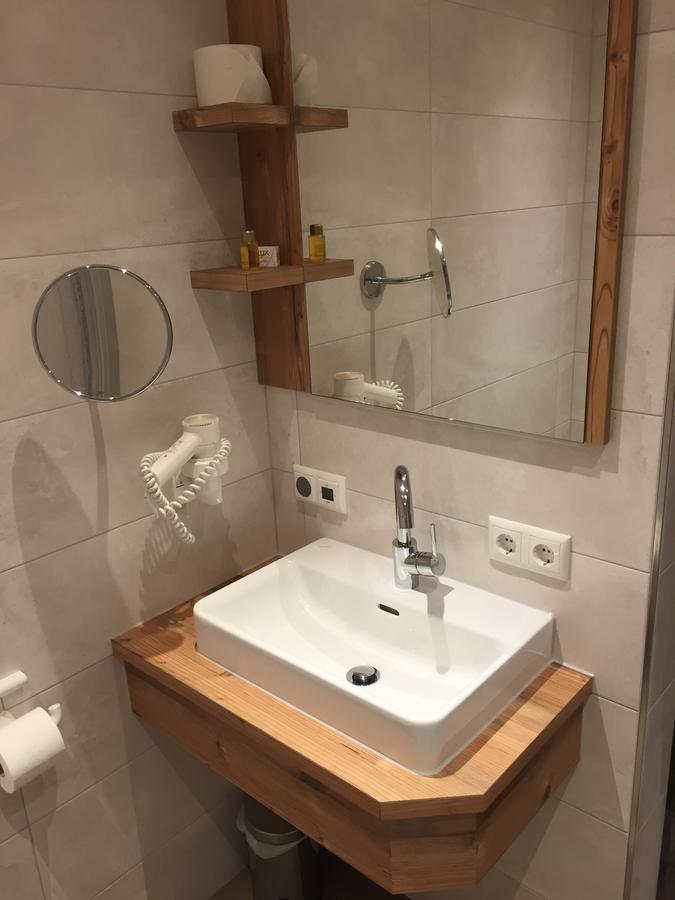 圣雅各布-德法里根 加尼格鲁姆斯旅馆酒店 外观 照片